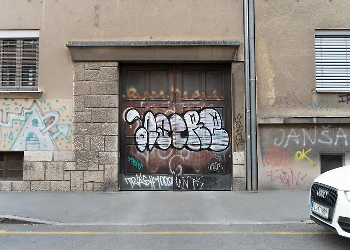 Dominika * Ljubljana